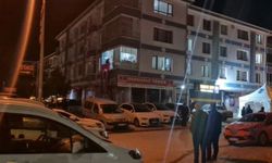 Van Şehidi Tayfun Akalan'ın Altındağ'daki Baba Evine Türk Bayrakları Asıldı