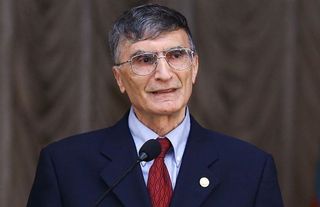 Aziz Sancar’ın Mardin’in Savur İlçesinden Nobel’e Uzanan Hayat Hikayesi
