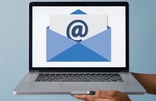 Patronunuz Kurumsal E-Postanızı Denetleyebilir mi?