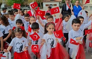 Beypazarı'ndaki İlkokullarda 23 Nisan Kutlamaları Yapıldı