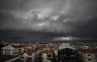 Ankara Valiliği’nden Uyarı: Kuvvetli Rüzgâr ve Fırtına
