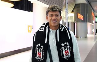 Beşiktaş Elan Ricardo’yu Brezilya’ya Gönderdi