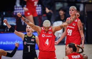 A Milli Kadın Voleybol Takımı Tayland Engelini 3-1'le Geçti