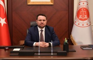 Akın Gürlek Kimdir? Yeni Adalet Bakanının Hayatı ve Kariyeri