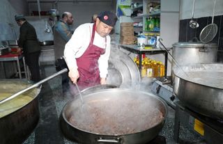 Çubuk'ta Dayanışma Kazanı Kaynıyor: İhtiyaç Sahibi Kalmayacak