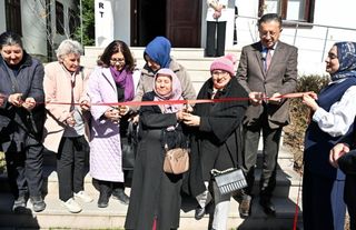 Altındağlı Kadınların Tuvalinden "Kadın" Hikayeleri