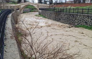 Beypazarı’nda Sağanak Alarmı: İnözü Deresi’nde Su Seviyesi Yükseldi