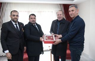 Kahramankazan Belediye Başkanı’ndan Şehit Ailelerine Ziyaret