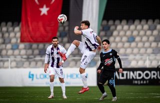 Ankara Keçiörengücü Adana Demirspor'u 7 Golle Sahadan Sildi