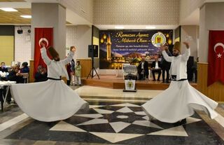 Nallıhan 8 Mart İftar Programında Başkan Güngör Halkla Buluştu