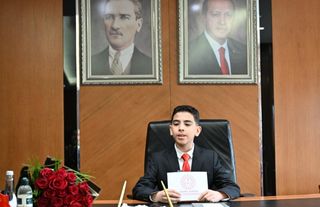 Altındağ'ın Yeni Başkanı Küçük Ahmet İlk İcraatını Okullar için Yaptı