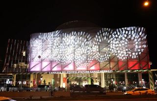 Karanfil Dergi 1. Yıl Etkinliğinde Mert Fırat Sahne Alacak