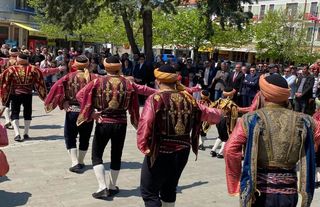 Gökçeada’da 23 Nisan’a Ankara Seymenlerinin Gösterileri Damga Vurdu