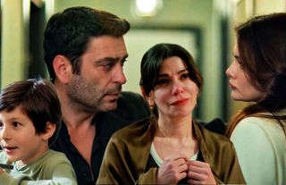 Uzak Şehir 58. Bölümde Dengeleri Değiştirecek Hamle: Meryem’in Çocuğunun Babası Cihan mı?