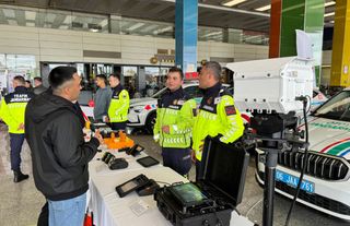 Ankara'da Trafik Bilinci için Etkinlik: Jandarma Cayrokopter ve Simülasyon Araçlarıyla Sahaya İndi