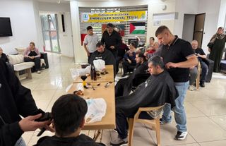 Pursaklar’da Özel Gençlere Bayram Tıraşı