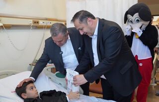 Çubuk'ta 5. Sünnet Şöleni'nde Sünnet Olan Çocuklara Hastanede Ziyaret