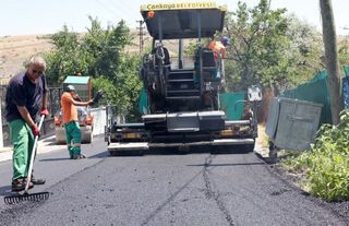 Çankaya Belediyesi Yol Yenileme Çalışmaları Sürüyor