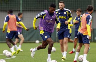 Fenerbahçe'de Gornik Zabrze Maçı Mesaisi: Hazırlıklar Sürüyor