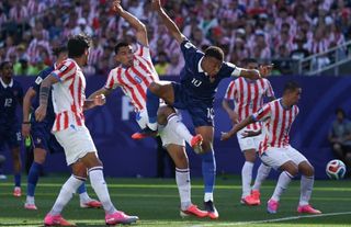Paraguay'ı Tek Golle Geçen Fransa Çeyrek Final Biletini Kaptı