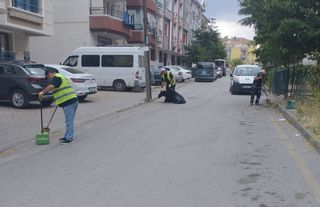 Pursaklar’da Sokaklar ve Pazar Alanlarında Temizlik Mesaisi