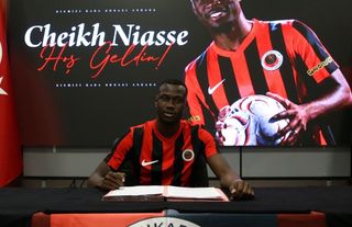 Gençlerbirliği, Cheikh Niasse'yi Renklerine Bağladı