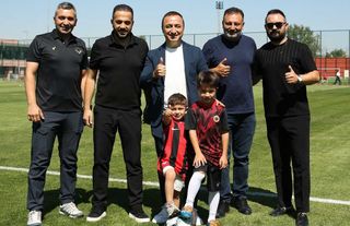 Minik Göktuğ Gençlerbirliği’ni Ziyaret Etti
