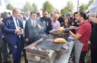 Kahramankazan’da Kavurma Şöleni: Gastronomi Festivali Binlerce Kişiyi Buluşturdu