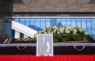 Sanatçı Alpay Ankara’da Son Yolculuğuna Uğurlandı
