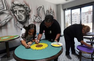 Batıkent’te Belediyenin Ek Hizmet Binası Yenileniyor: Geri Dönüşümlü Halk Kafe Geliyor