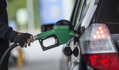 Motorine Dev Zam Yolda: Ankara'da Litre Fiyatı 90 TL Sınırını Aşıyor