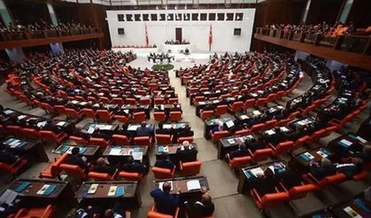Milyonlar bu yasayı bekliyor! Esnafa erken emeklilik, ev kadınına prim desteği geliyor