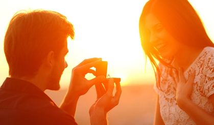 Yeni Evlenecek Çiftlere Müjde: Faizsiz 250 Bin Lira Verilecek! Evlilik Kredisi Şartları Nelerdir, Kimler Yararlanabilir?