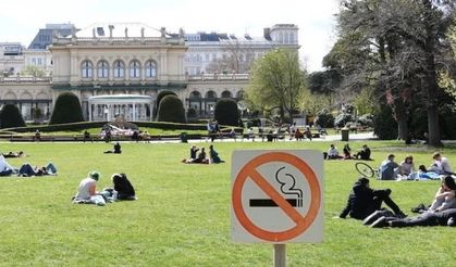Parklarda ve Plajlarda Sigara İçmek Yasaklanıyor