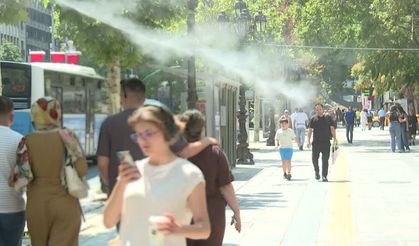 Ankara'da 34 Derece Sıcaklık, İstanbul'a Yağmur Uyarısı