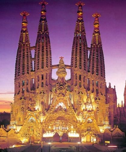 La Sagrada Familia: Bitmeyen Kilise