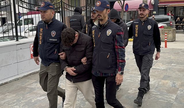 Eskişehir'de Kripto Para Dolandırıcılığı: 2 Kişi Tutuklandı