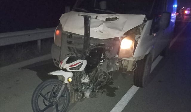 Gaziantep’te Kamyonet Motosiklete Çarptı: 1 Ölü