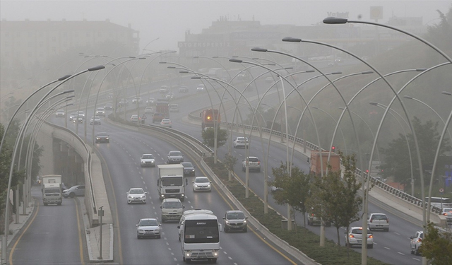 Hava Kirliliğinin Asıl Sebebi "Trafik"