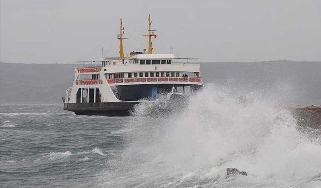 Güney Marmara'da Feribot Seferlerine Hava Muhalefeti