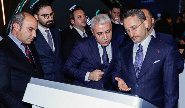 Fahrettin Altun, BİK Analitik Sistemini İnceledi