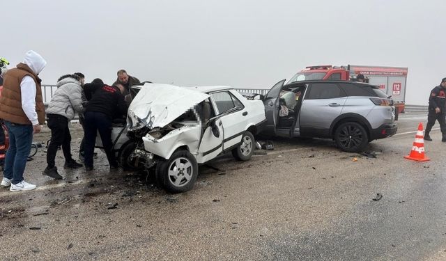 Çankırı’da Trafik Kazası Can Aldı: 1 Kişi Öldü, 2 Kişi Yaralandı