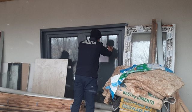 Ayaş Belediyesi Kaçak Yapılara Geçit Vermiyor