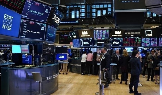 Küresel Piyasalarda Ticaret Müzakereleri Umut Vadediyor