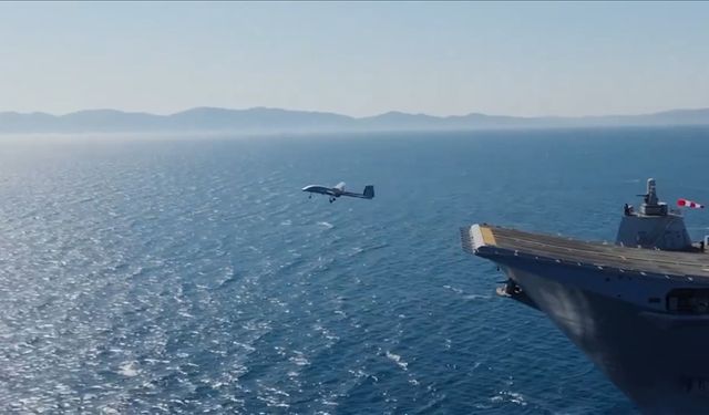 Bayraktar TB3’ten, TCG Anadolu'ya 4 Başarılı Uçuş