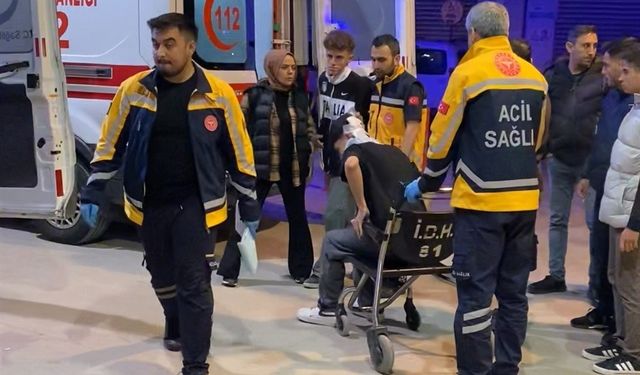 "Yan Bakma" Tartışması Kanlı Bitti! İki Çocuk Yaralandı