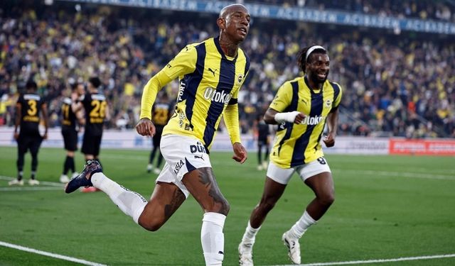 Fenerbahçe Derbi Öncesi Yol Ayrımında