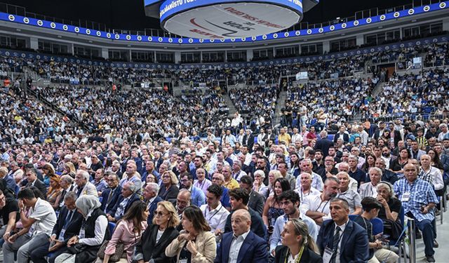 Fenerbahçe’de Seçim Çağrısı: Dernekten İmza Kampanyası