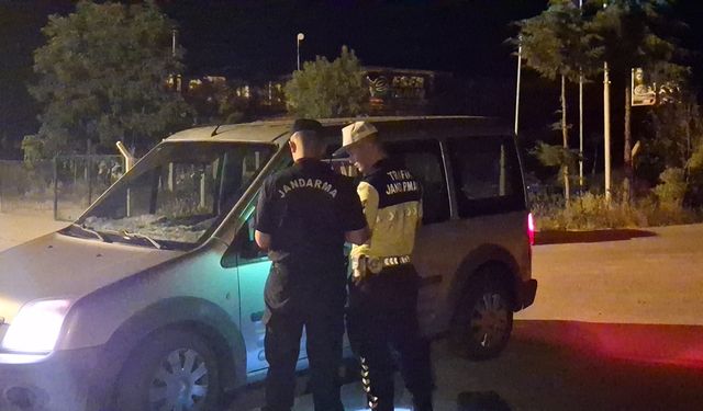 Beypazarı’nda Jandarmadan Araçlara Tonaj Denetimi