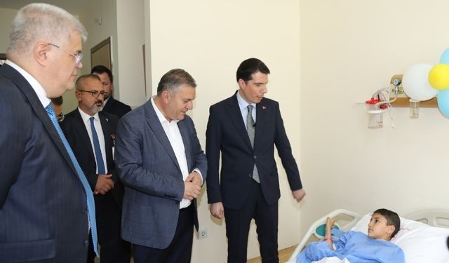 Çubuk’ta Sünnet Heyecanı: Baki Demirbaş’tan Miniklere Ziyaret